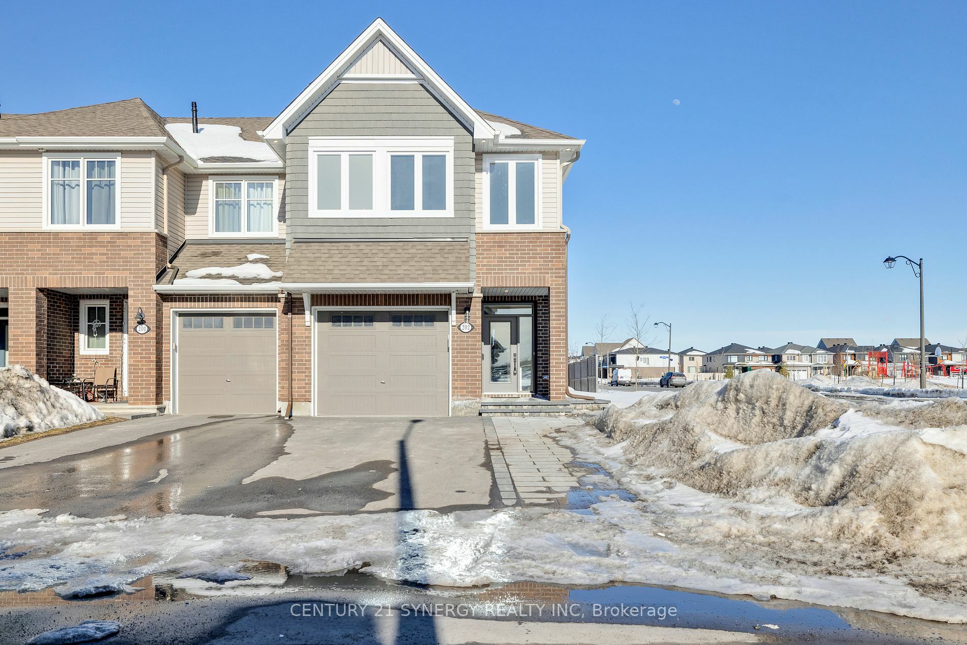 Property Photo:  202 Angelonia Cres  ON K1T 0Y4 