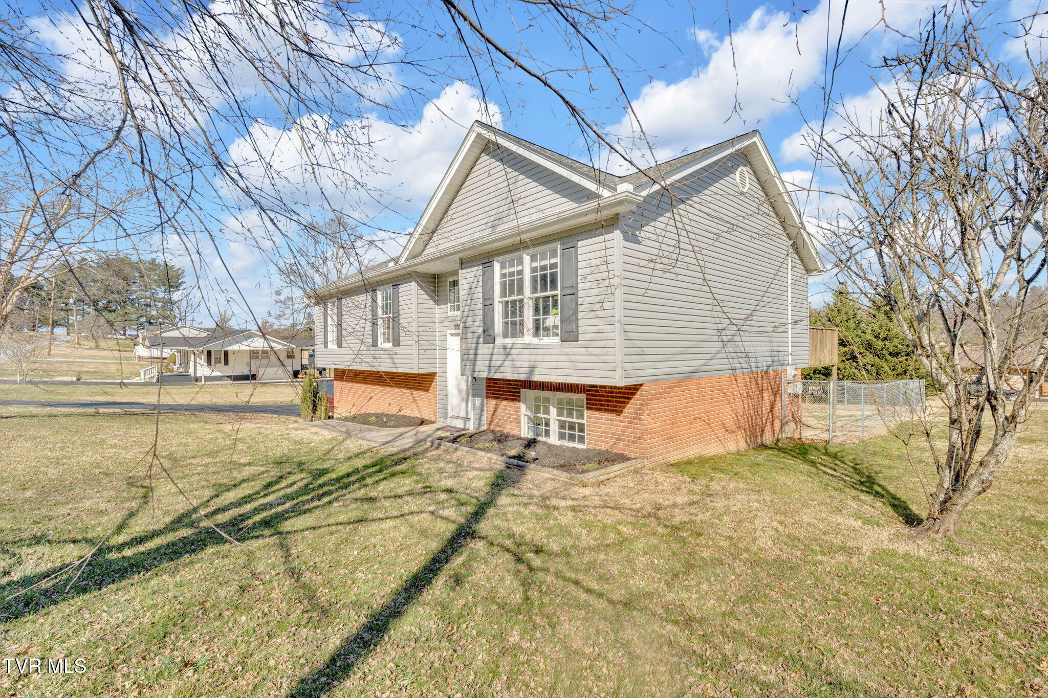 Property Photo:  5036 Boss Road  TN 37664 