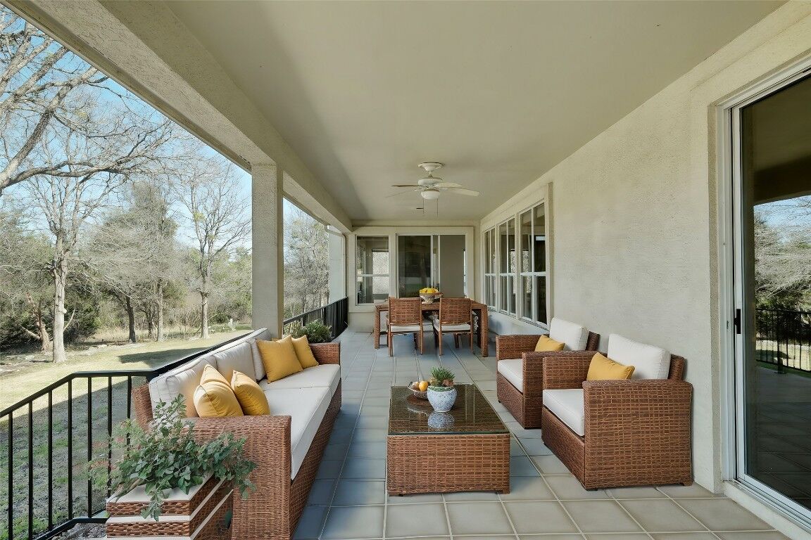 Property Photo: 113 Yaupon Lane TX 78633