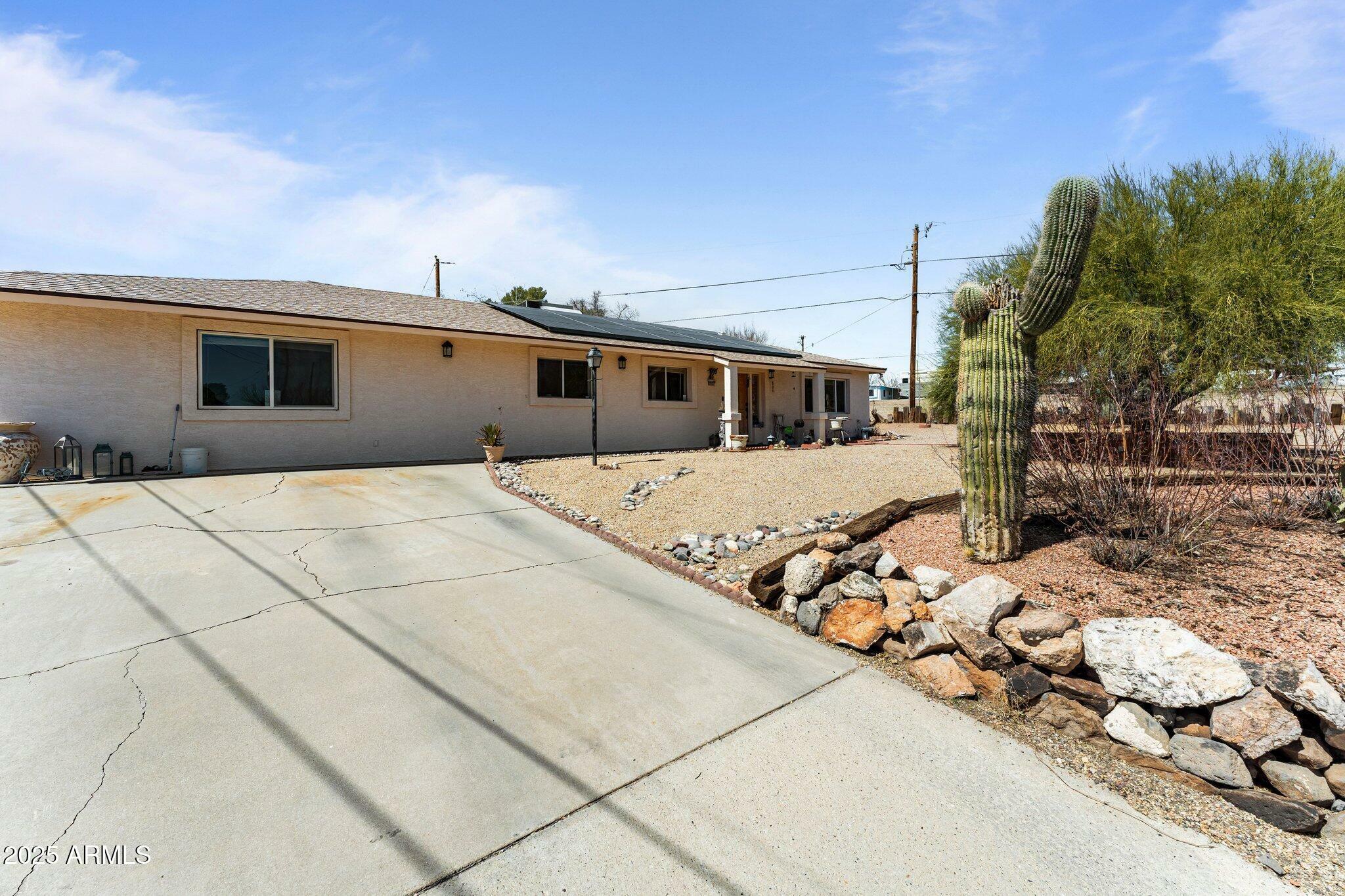 Property Photo: 804 Yuma Drive AZ 85390