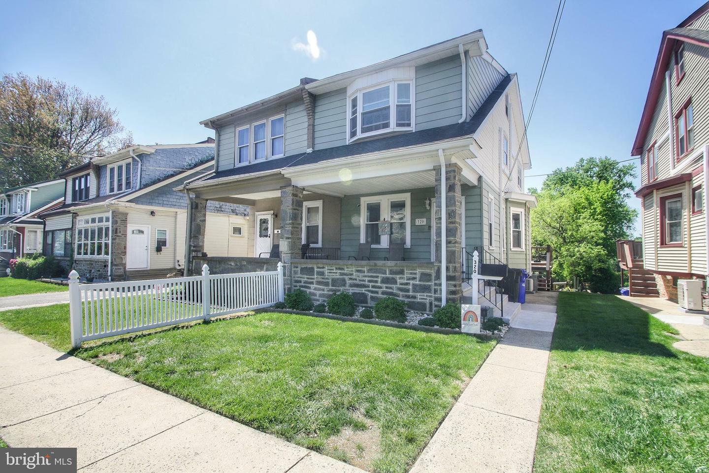 Property Photo: 320 Myrtle Avenue PA 19012