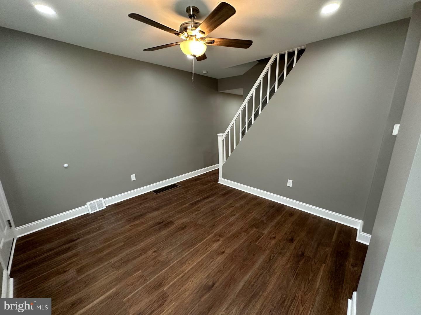 3034 Coral Street  Philadelphia PA 19134 photo