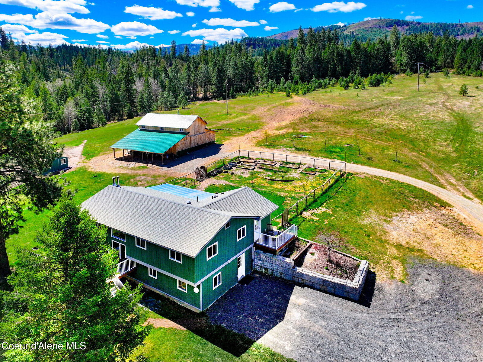 Property Photo: 1936 Shay Hill Rd ID 83861