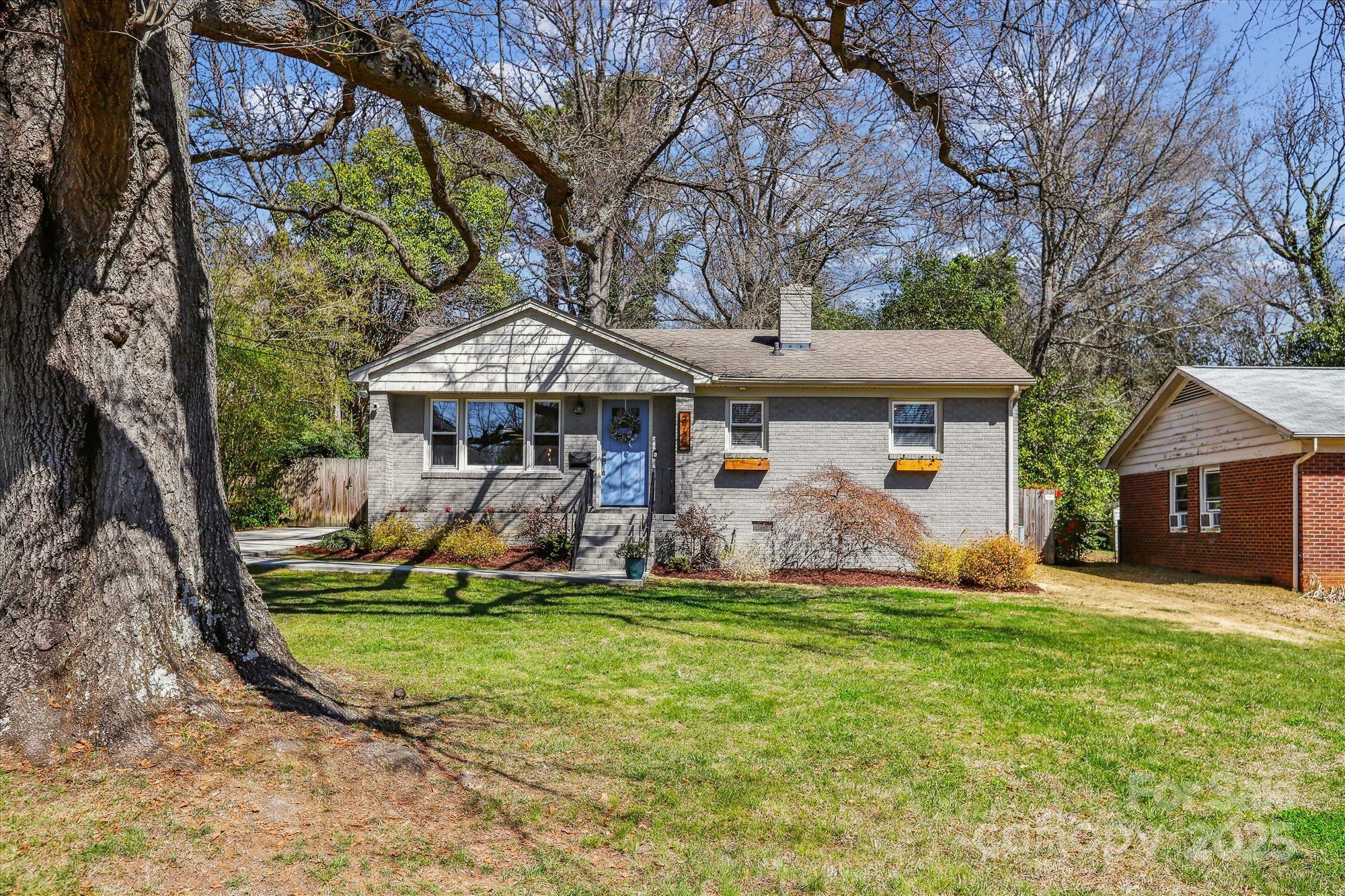 2727 Hilliard Drive  Charlotte NC 28205 photo