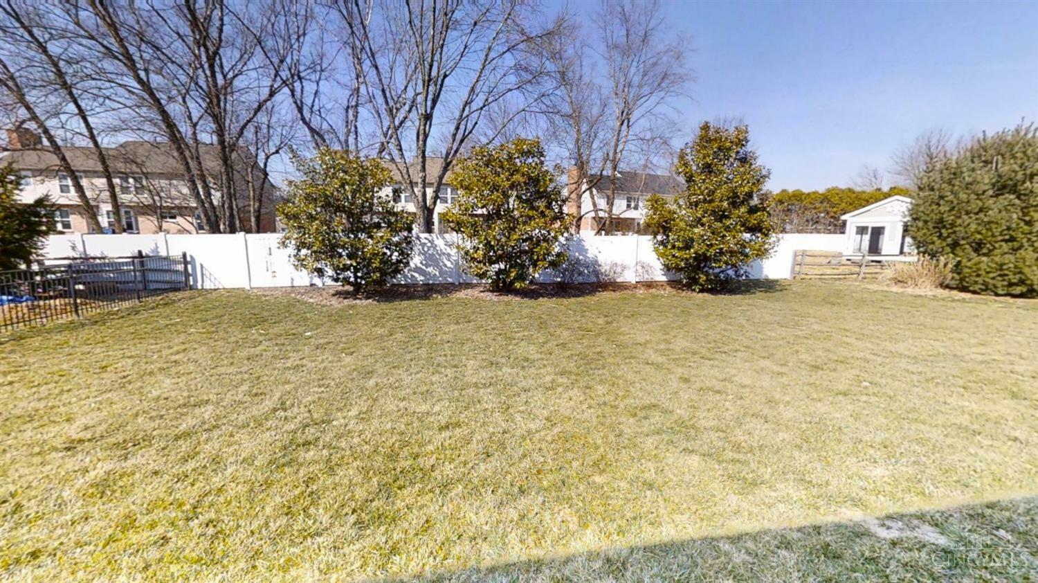 Property Photo:  10030 Plantation Pointe Drive  OH 45140 