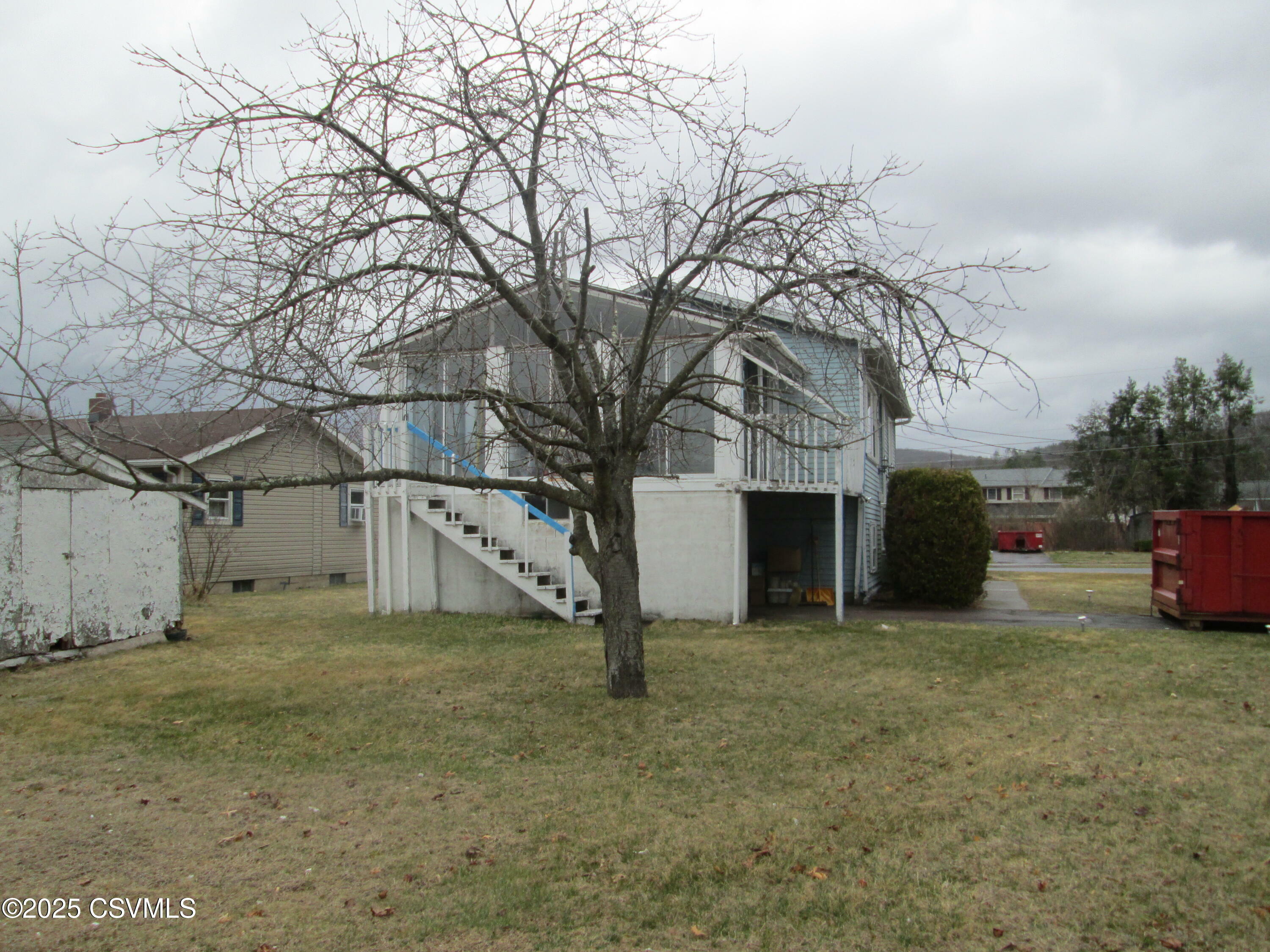 Property Photo: 962 Belair Drive PA 18603
