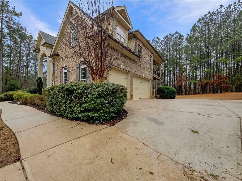 Property Photo: 6111 Sequoia Lane GA 30135