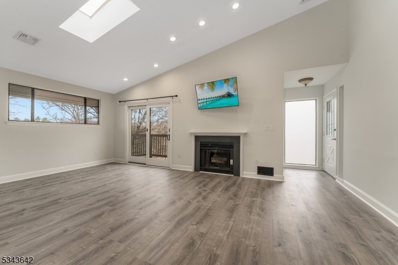 Property Photo: 24 Ridgedale Dr NJ 08801
