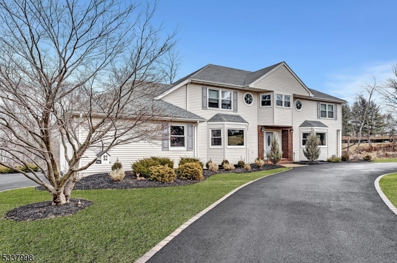 Property Photo: 518 Horizon Way NJ 08853