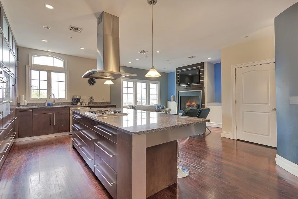 Property Photo: 9033 Wall St 7 NJ 07047
