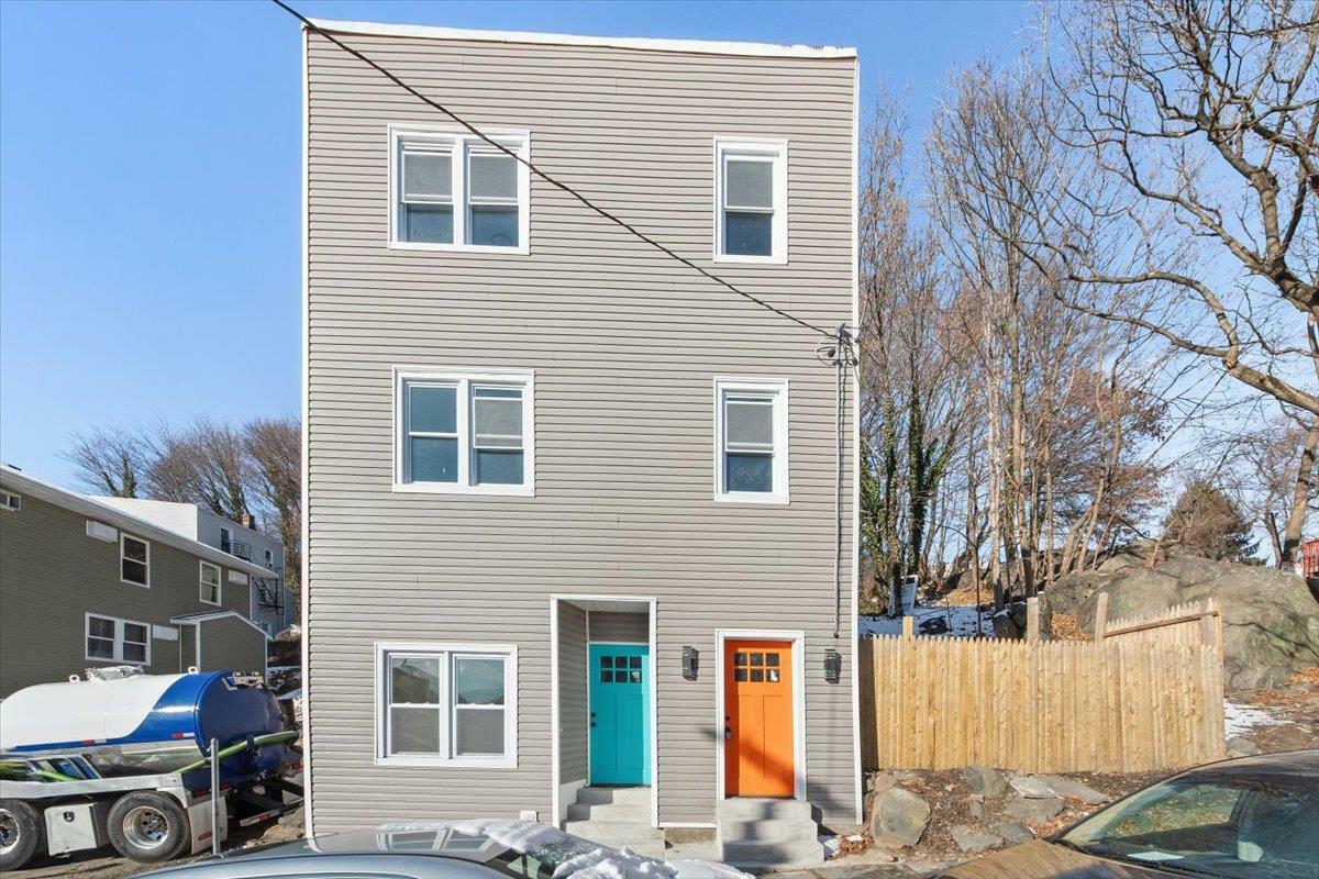 Property Photo: