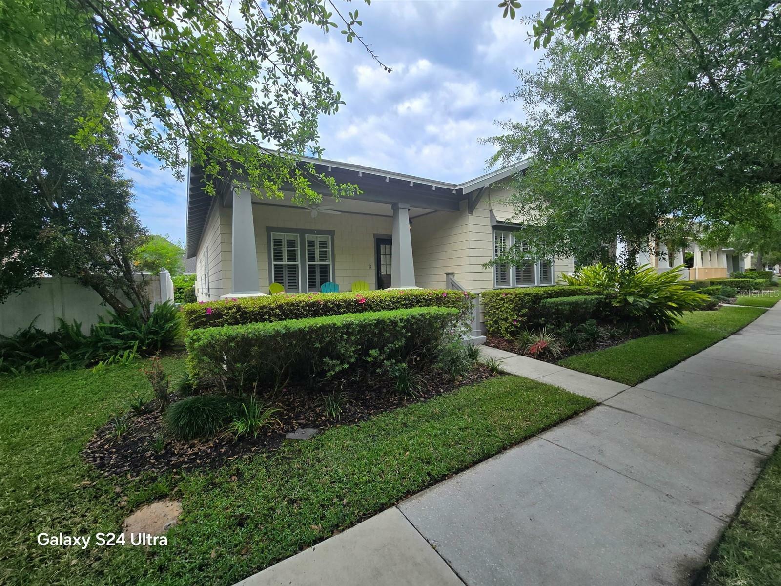 Property Photo: 1114 White Moss Lane FL 34747