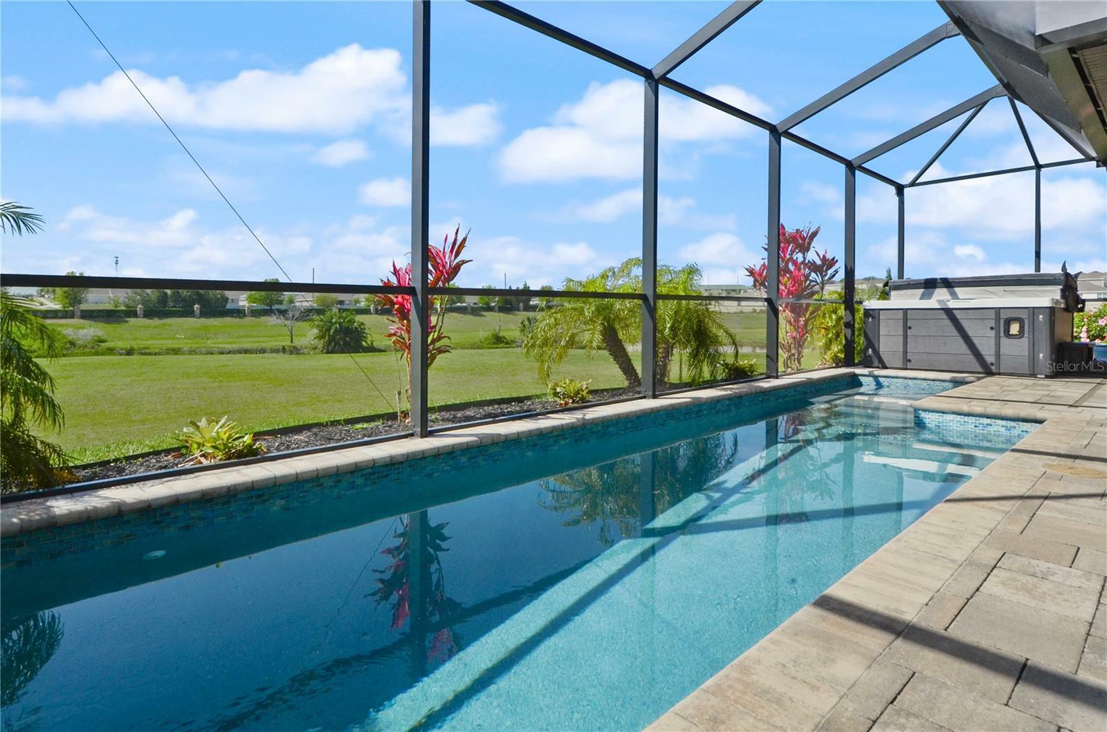Property Photo: 846 Asturias Road FL 33837