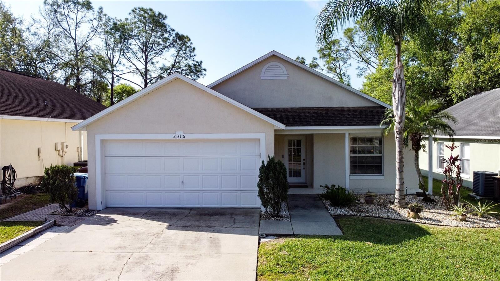 Property Photo: 2316 Paulette Drive FL 33844