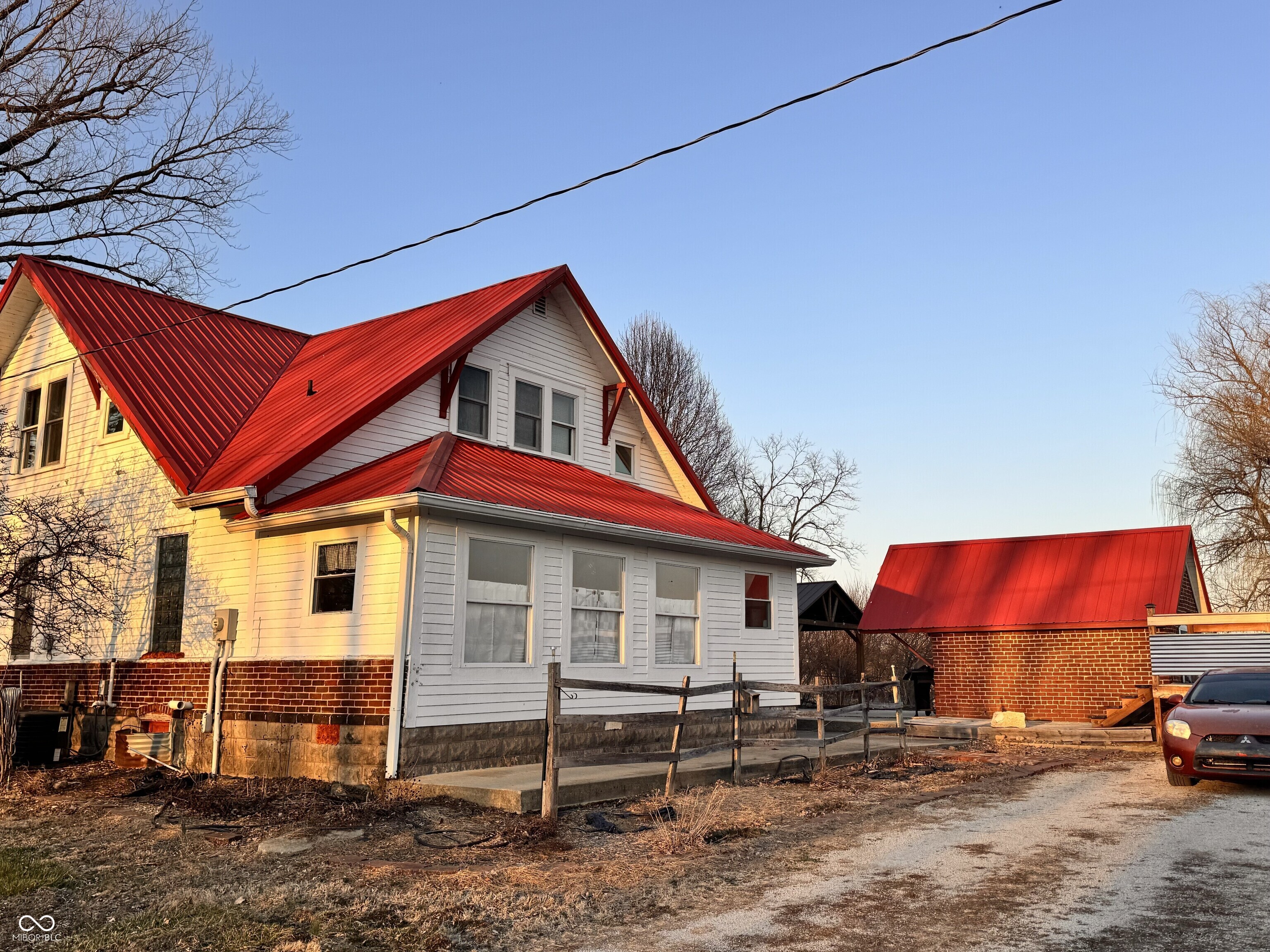 Property Photo: 8089 W Old State Road 67 IN 46166