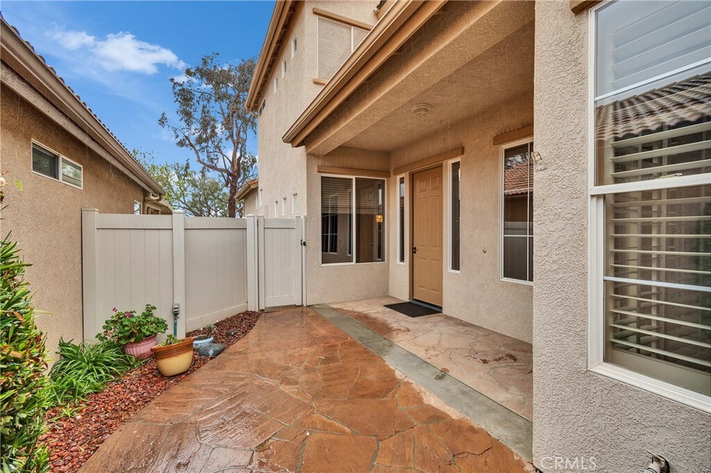 Property Photo:  737 Twin Hills Drive  CA 92220 