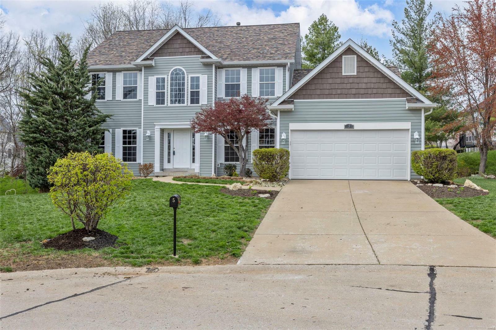 Property Photo: 5 Butler National Court MO 63366