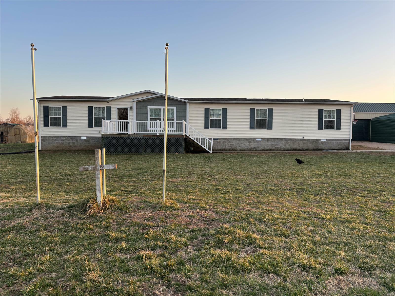 Property Photo: 6138 County Road 414 MO 63960