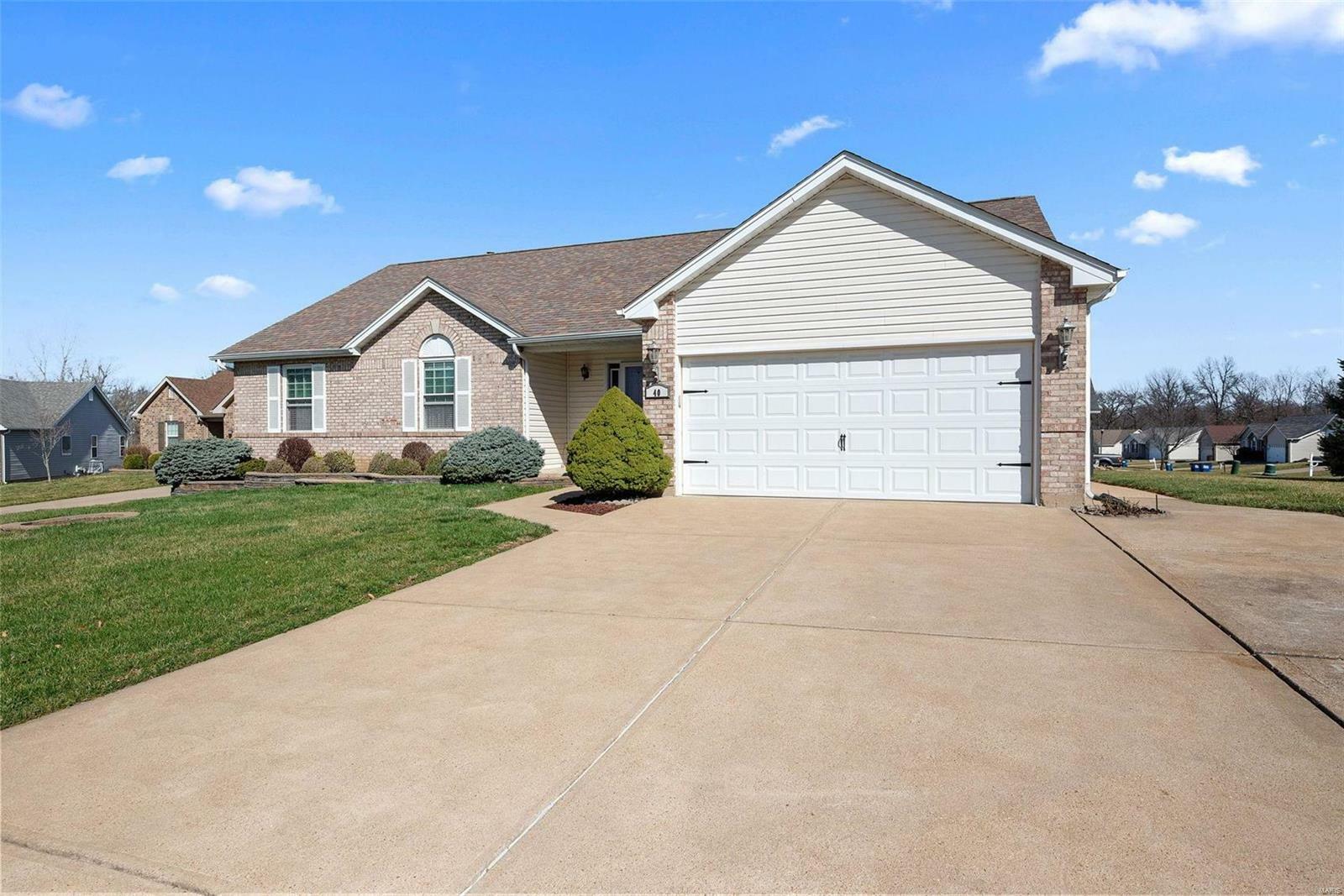 40 White Cedar Court  St Charles MO 63304 photo