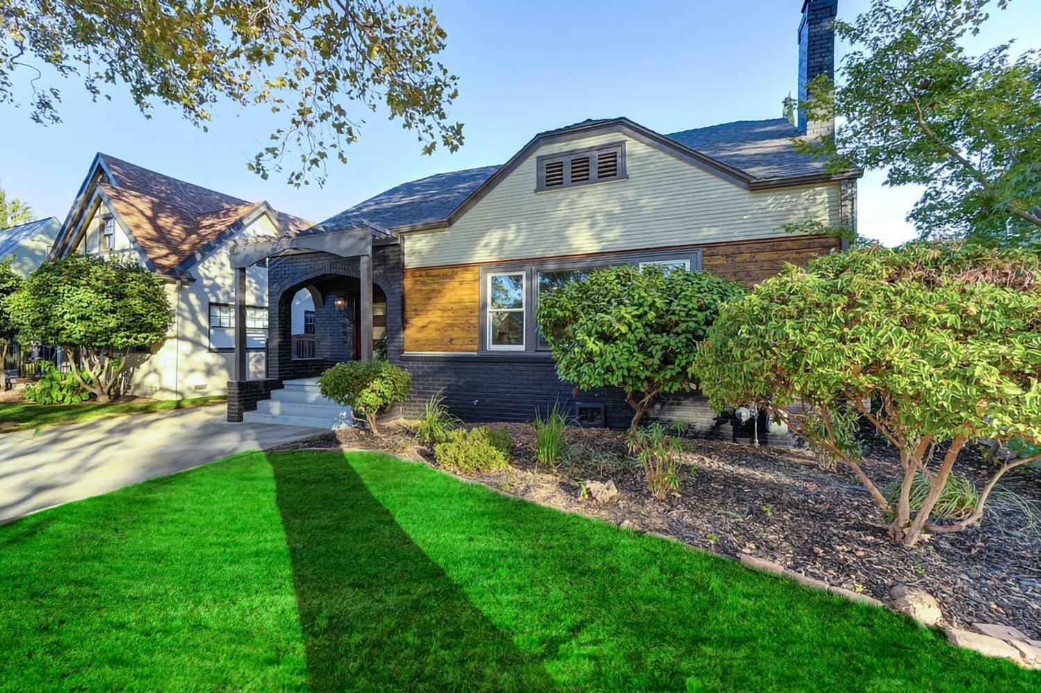 Property Photo: 1045 35th Street CA 95816