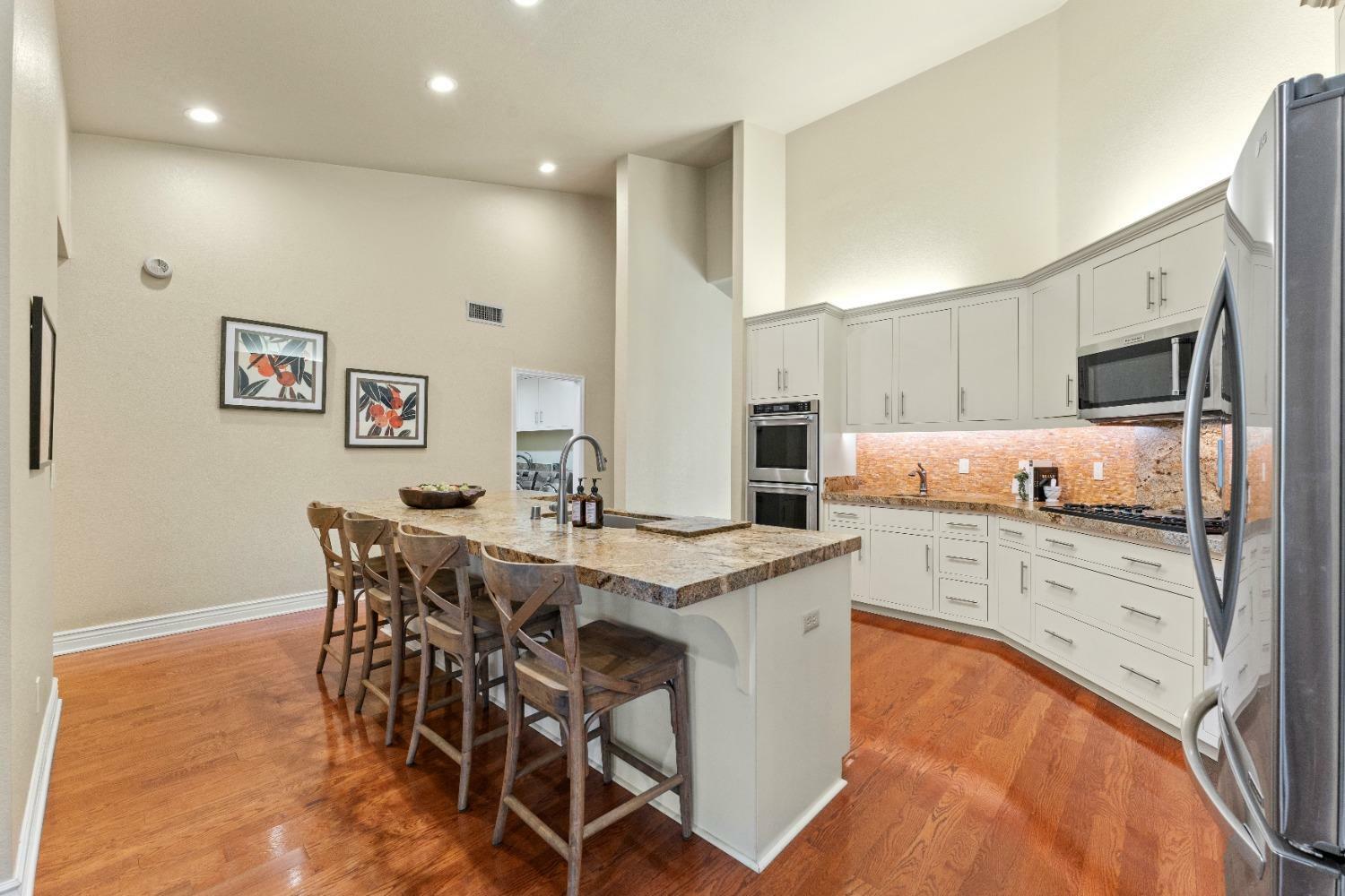 Property Photo: 695 Knight Lane CA 95762