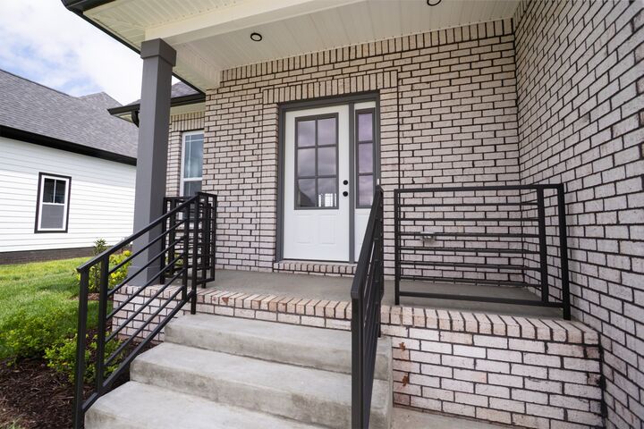 Property Photo:  47 Park At Oliver Farms  TN 37043 