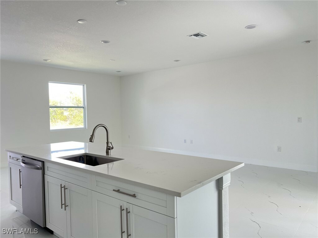 Property Photo: 4309 8th Street SW FL 33976