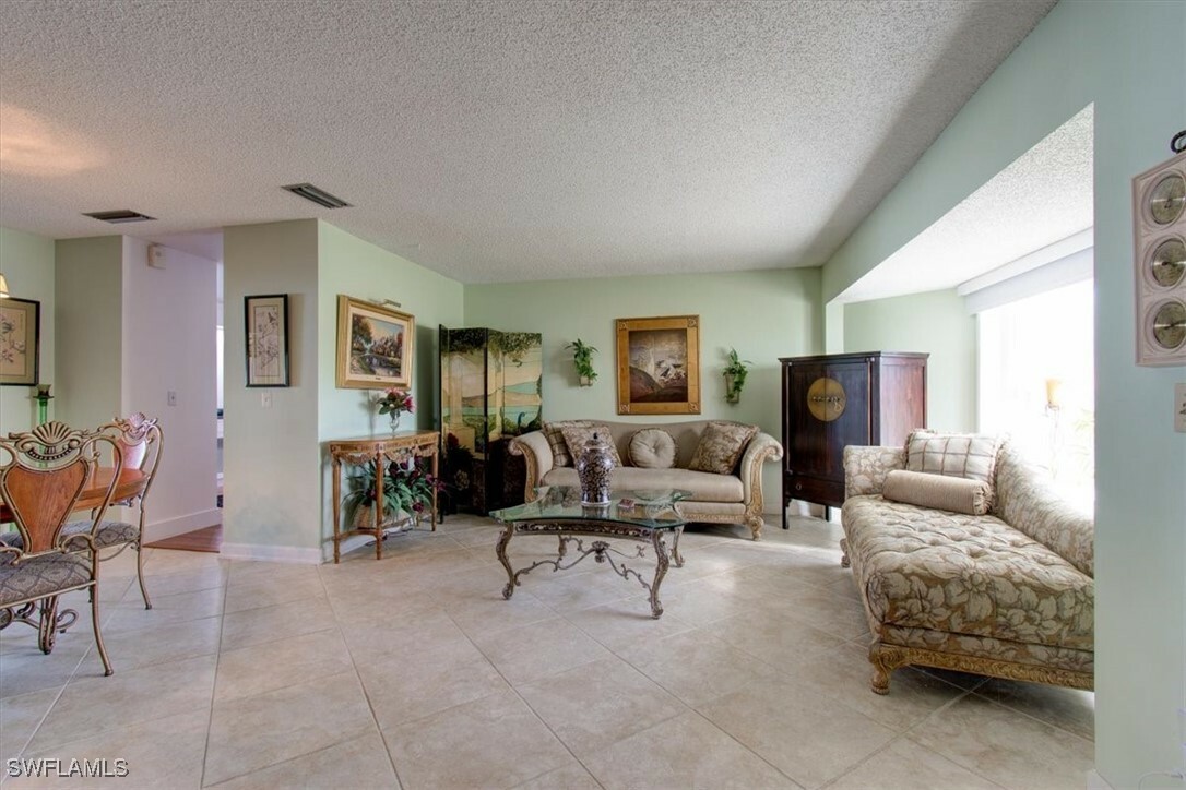 Property Photo:  3724 Country Club Boulevard  FL 33904 