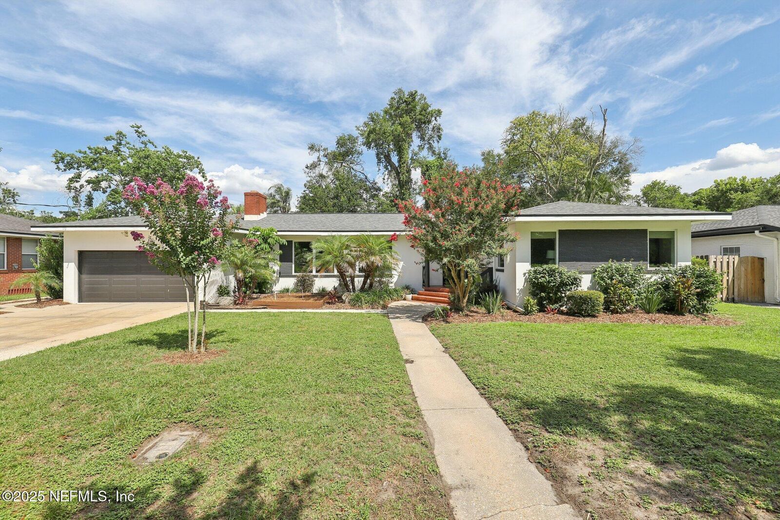 Property Photo:  4333 Silverwood Lane  FL 32207 