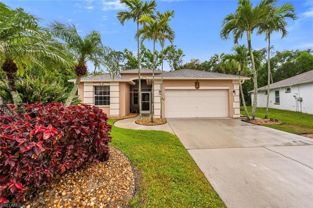 Property Photo:  246 Stanhope Cir  FL 34104 