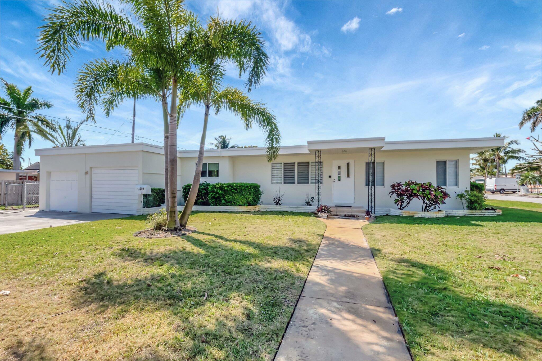 609 16th Avenue N  Lake Worth Beach FL 33460 photo