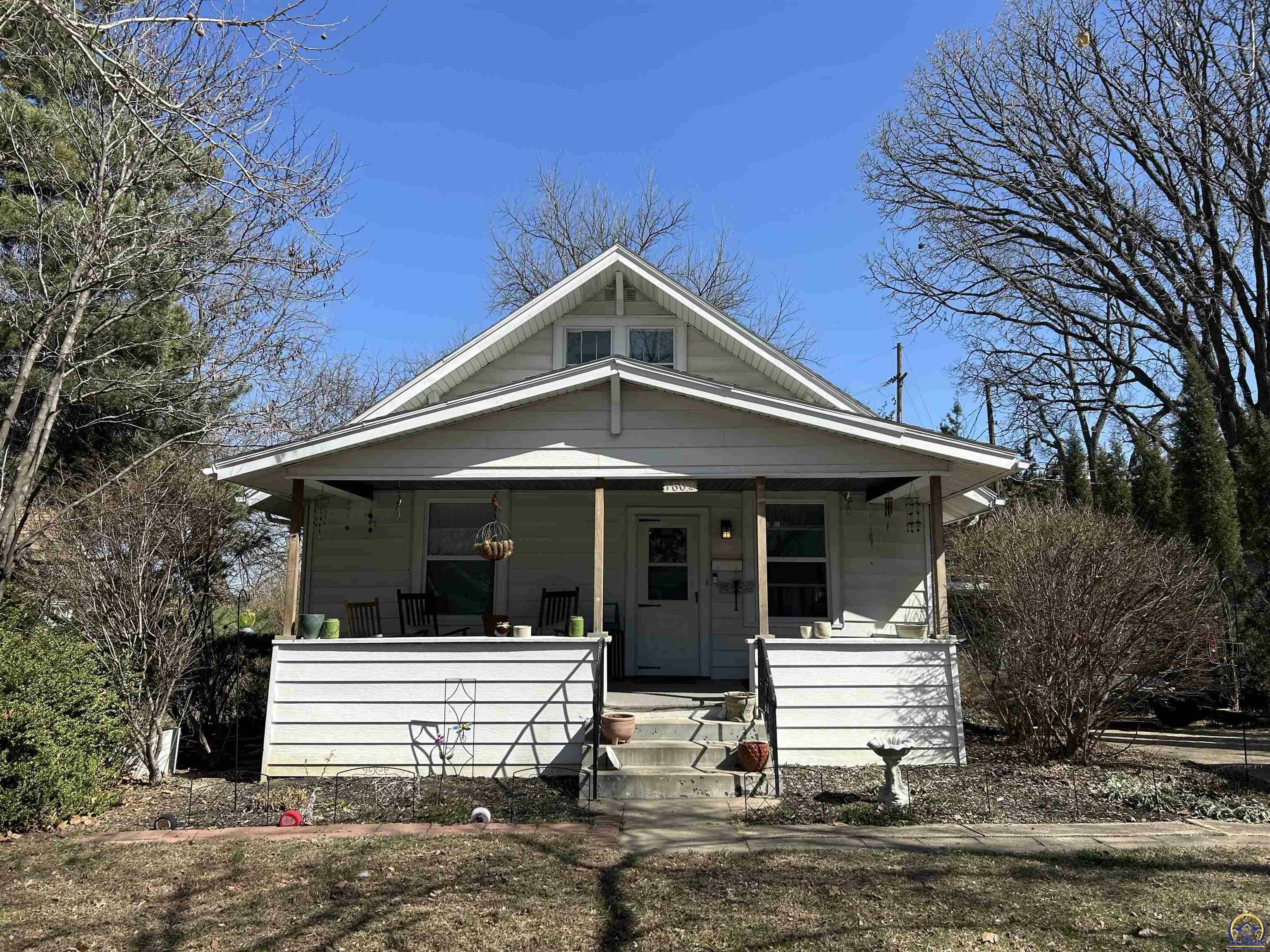 Property Photo: 1602 E Wilman Ct KS 66801-7577