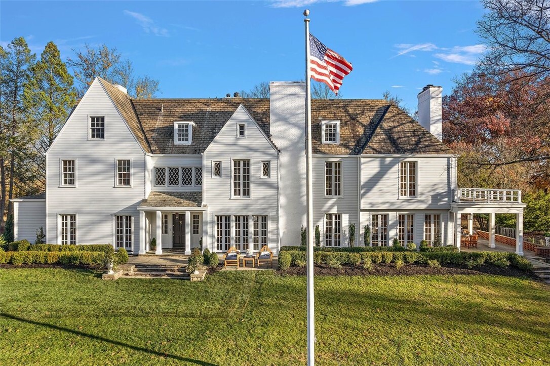 Property Photo: 526 Scaife Road PA 15143