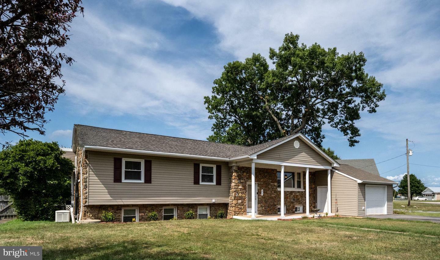 Property Photo: 21 Waterview Point VA 22443