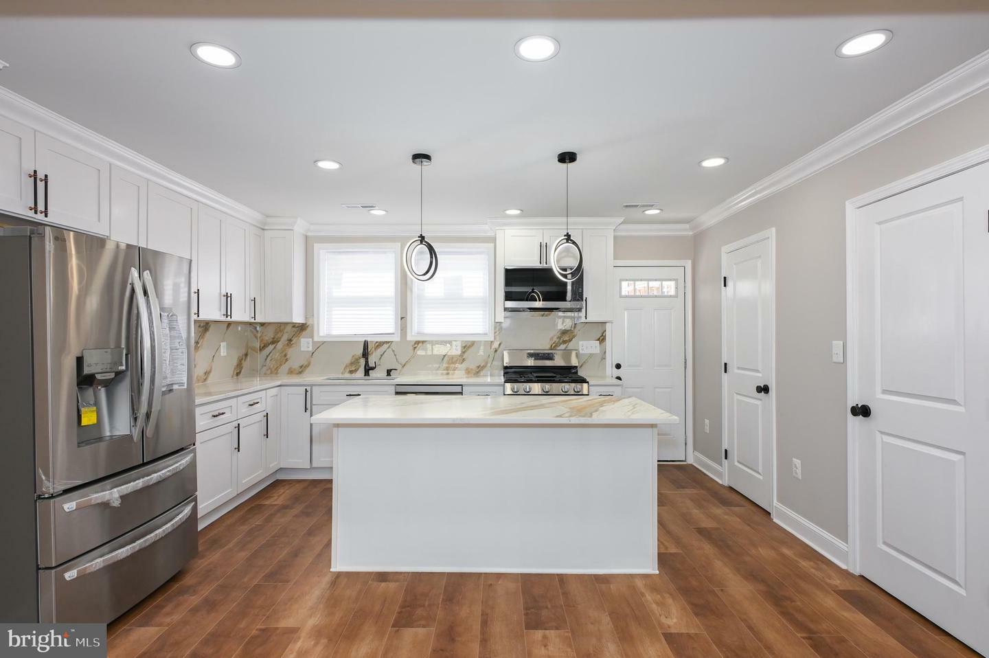 Property Photo: 527 Winston Avenue MD 21212