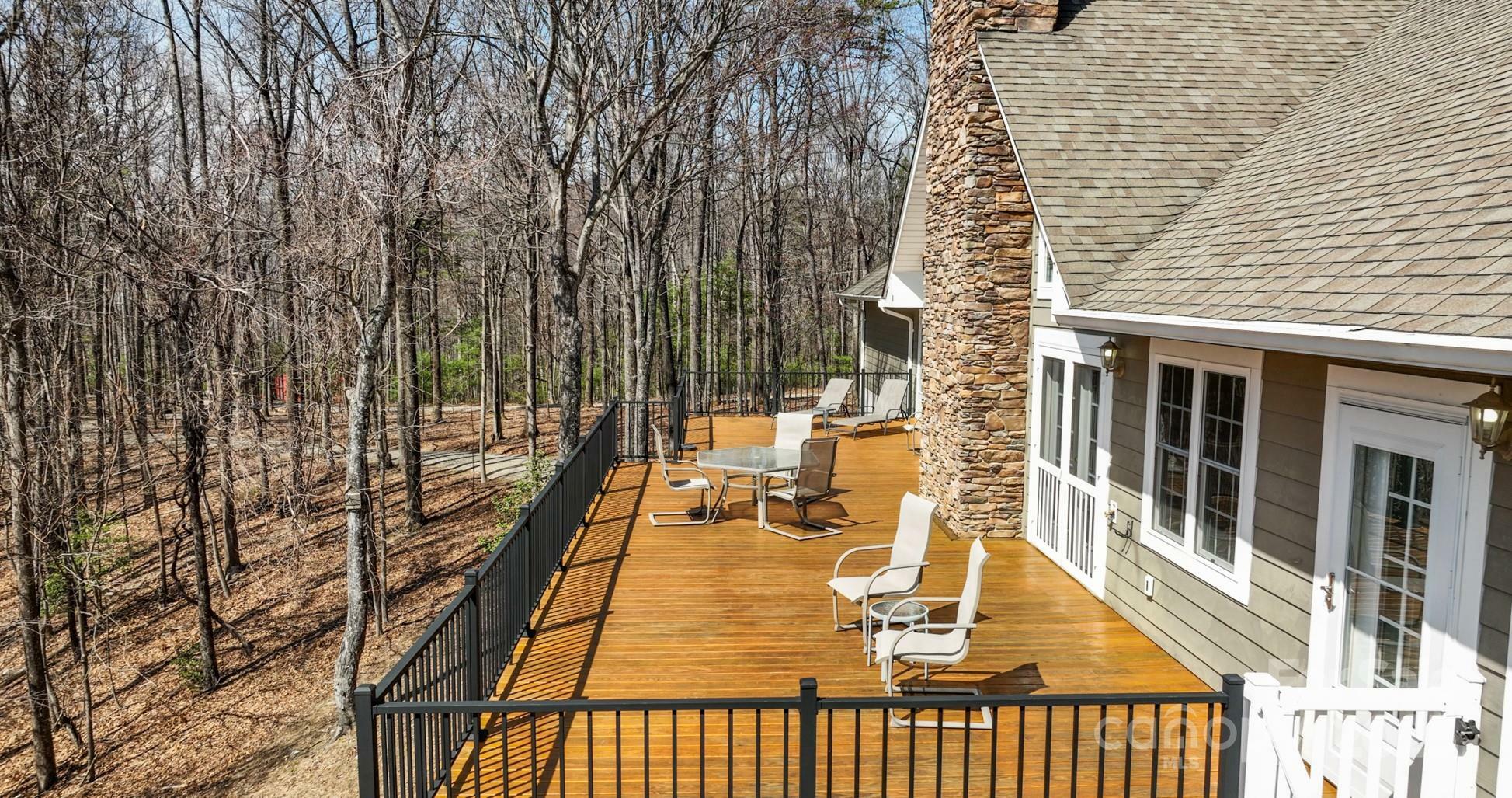 Property Photo: 181 Abbey Road NC 28649