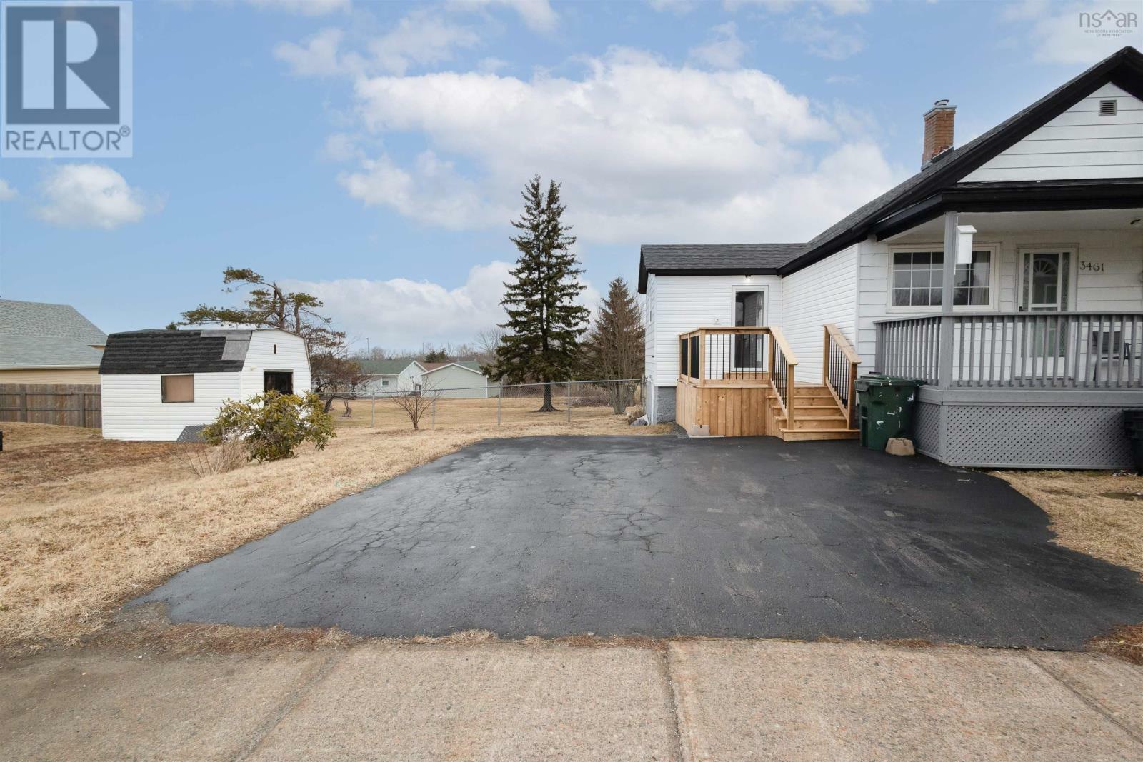 Photo de la propriété:  3461 Macleod Avenue  NS B1H 1K5 