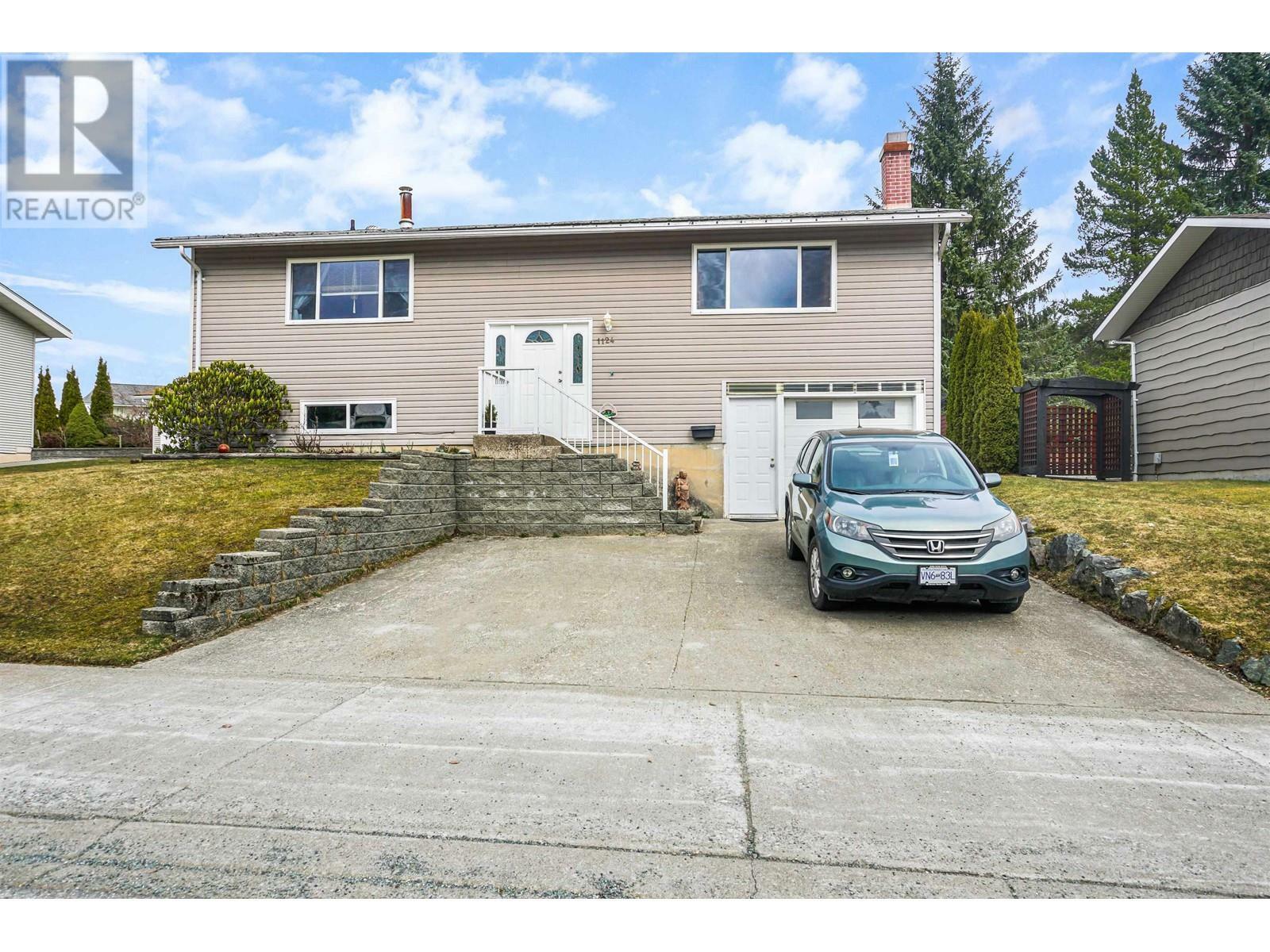1124 Tweedsmuir Avenue  Kitimat BC V8C 1B7 photo