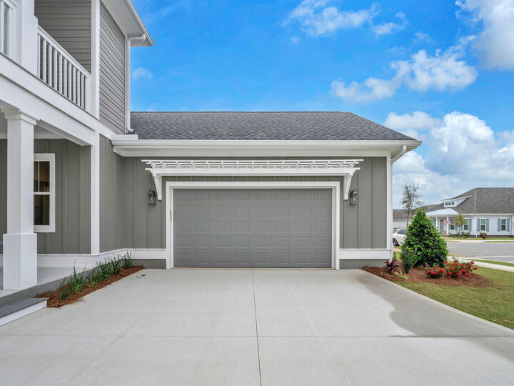 Property Photo: 621 Chamomile Court FL 32578
