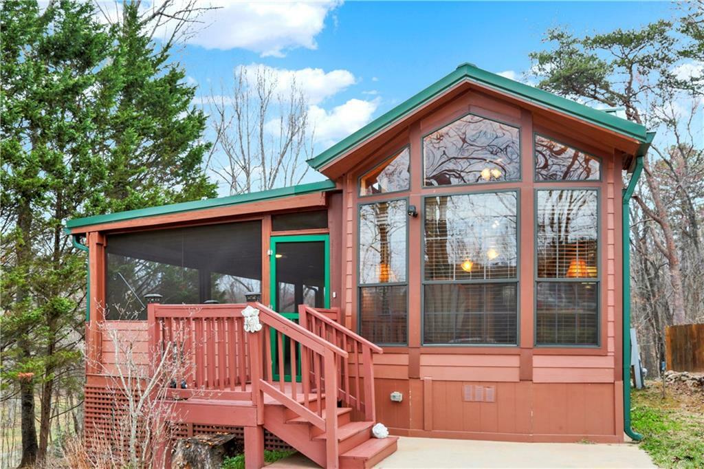71 Stag Leap Drive  Cleveland GA 30528 photo
