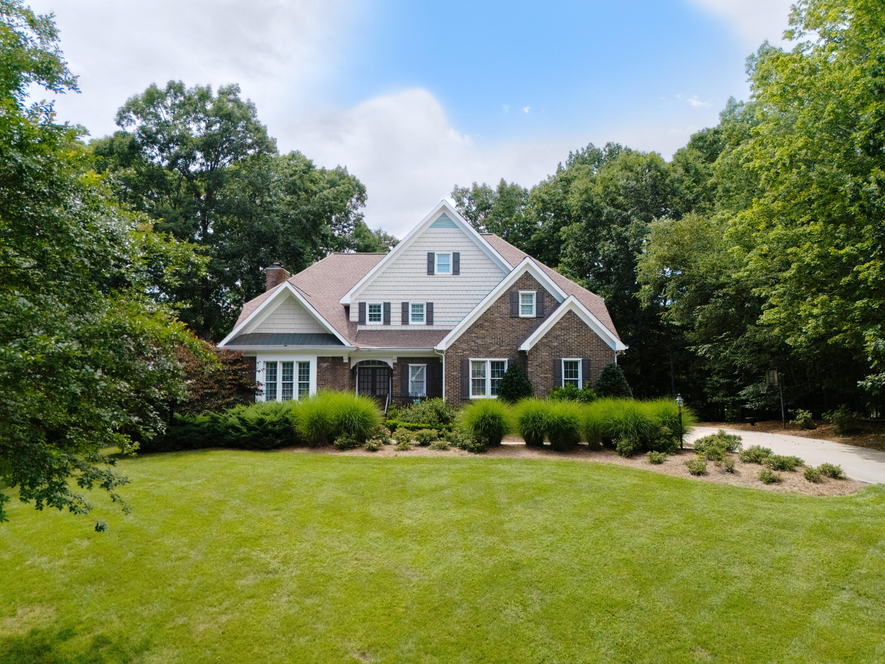 Property Photo: 147 Sunburst Lane NW TN 37312