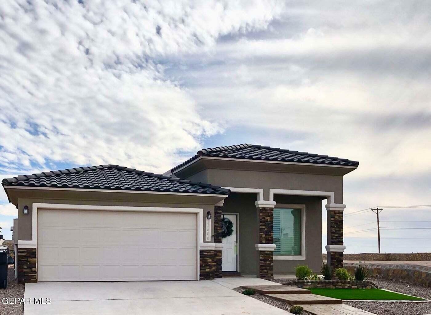 13753 Loreina Luz Avenue  El Paso TX 79928 photo