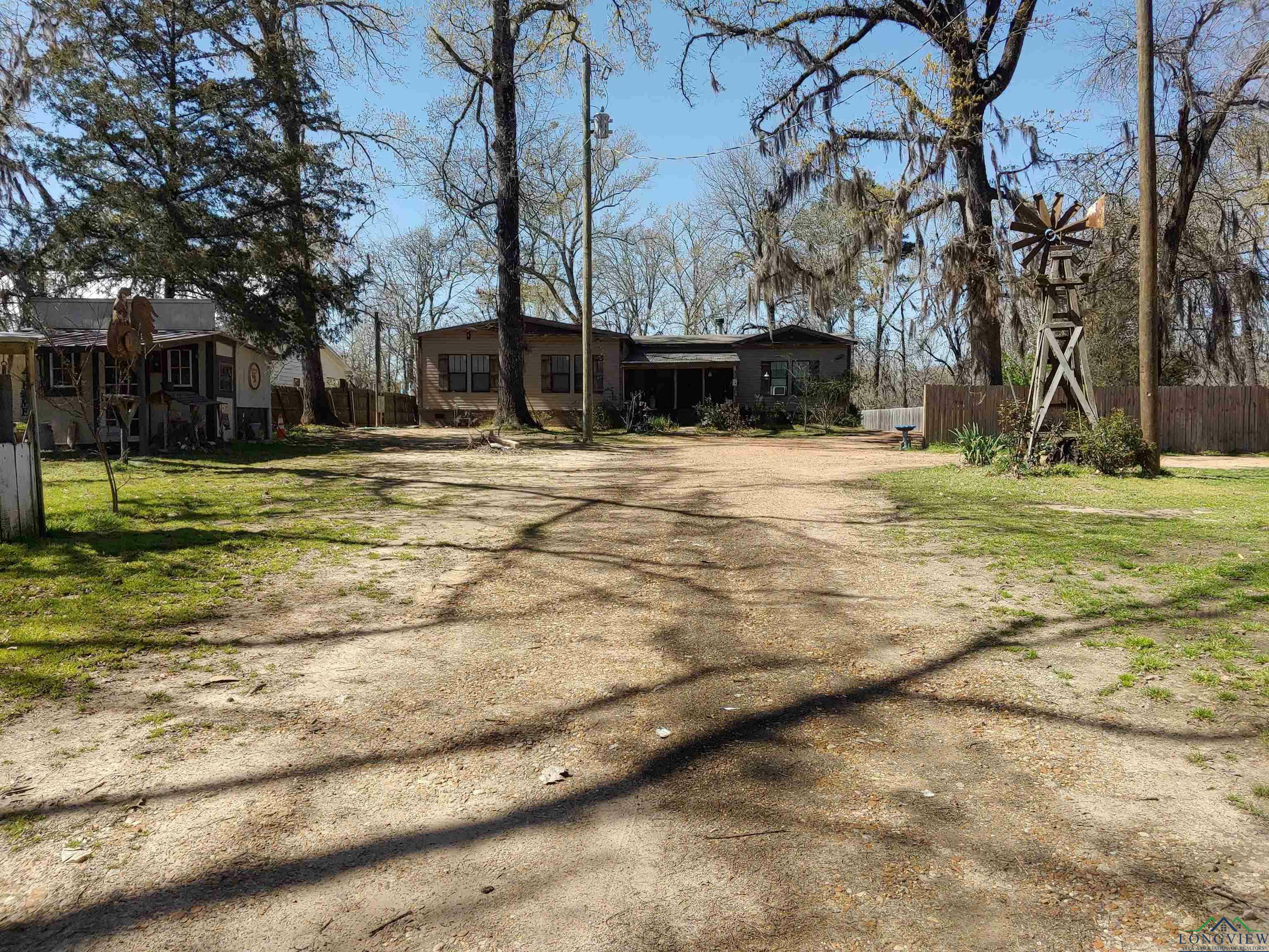 Property Photo: 2491 Dorough Rd TX 75661