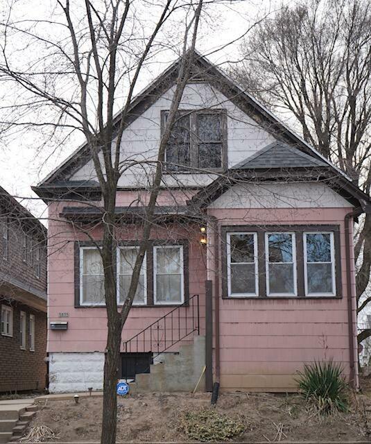 1035 S 33rd St  Milwaukee WI 53214 photo