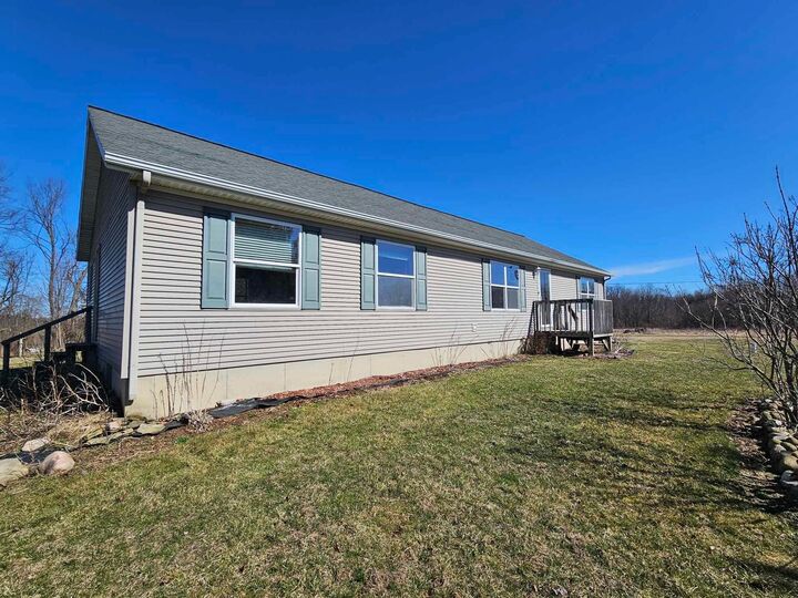 16647 J Drive S  Marshall MI 49068 photo