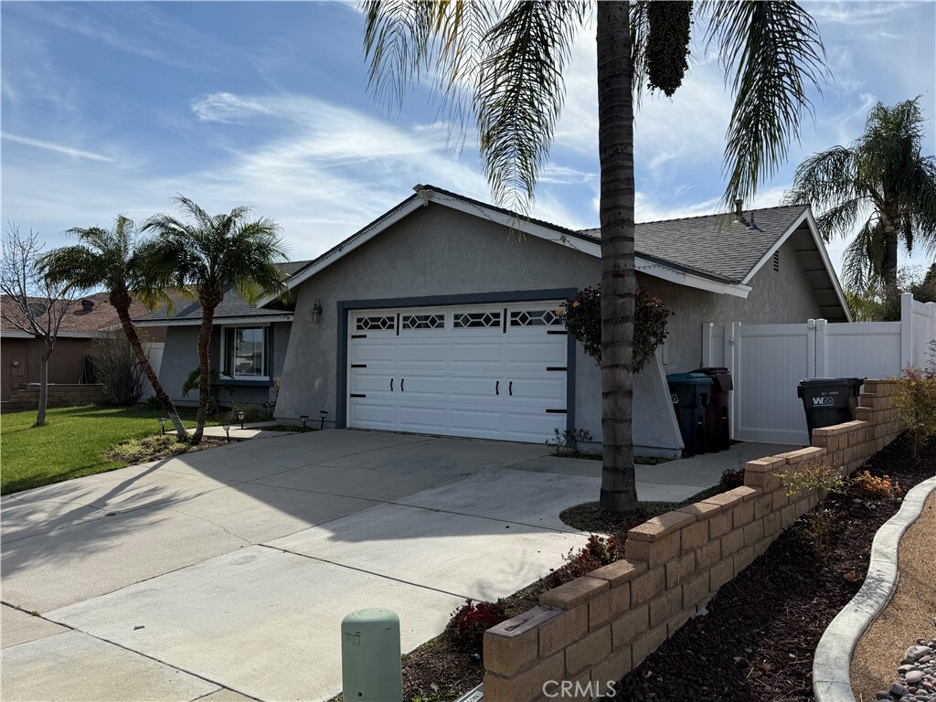Property Photo: 11449 Morning Star Lane CA 92557