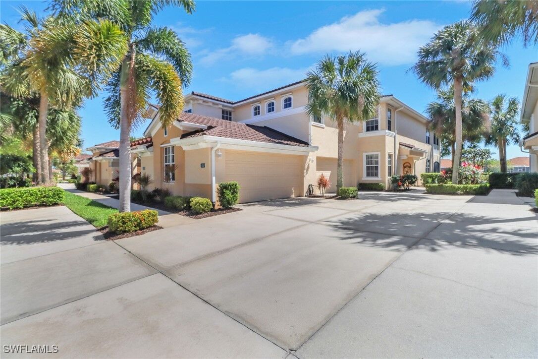 Property Photo: 10508 Sevilla Drive 202 FL 33913