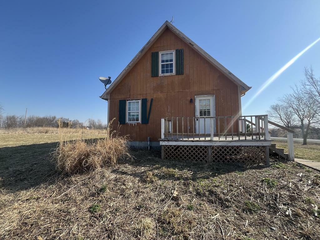 Property Photo: 4560 Byard Rd MO 64644