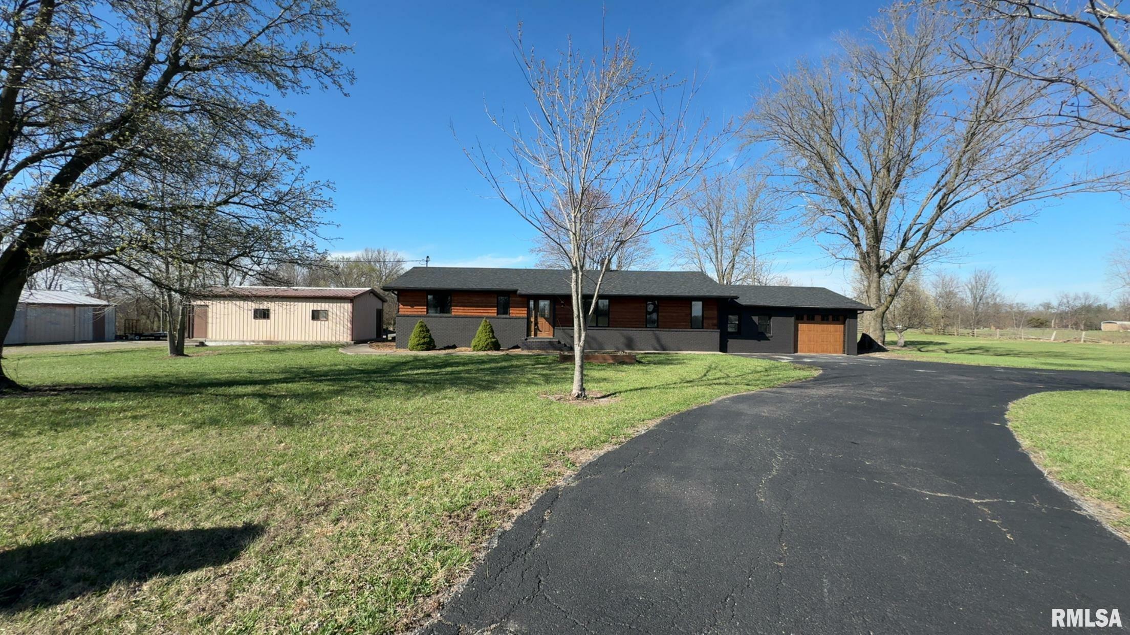Property Photo: 15563 State Highway 149 Highway IL 62896