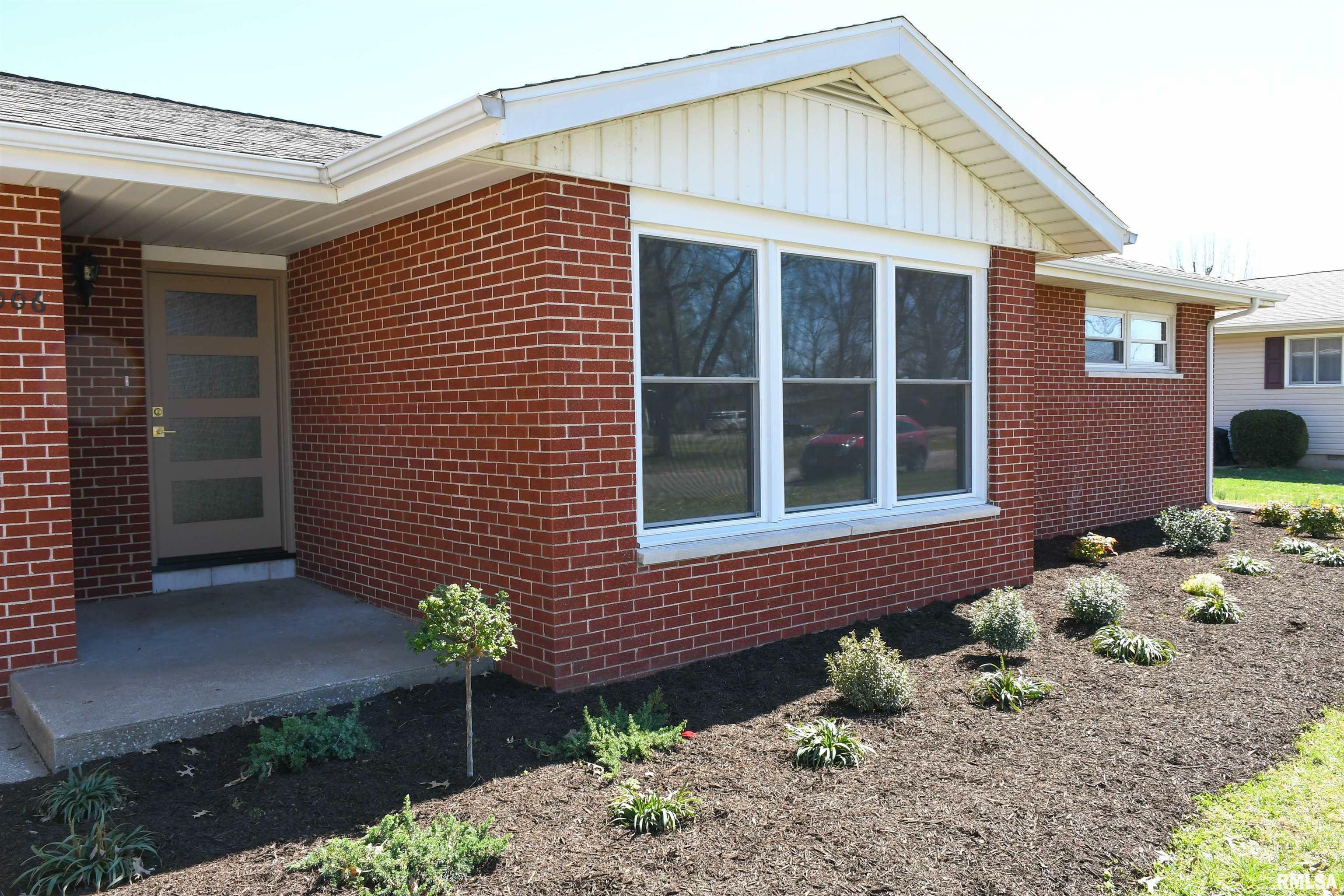 Property Photo: 1006 Steven Lane IL 62966